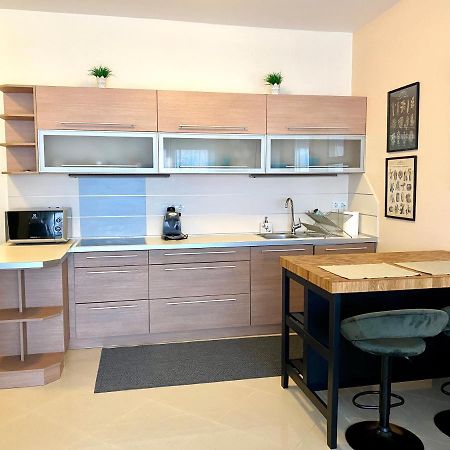 Rose Gold Wellness Apartman Apartman Siófok Kültér fotó